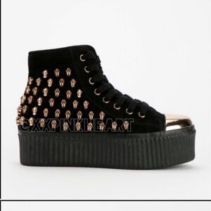 NEW | JEFFERY CAMPBELL GOLD STUDDED SKULL FLATFORM